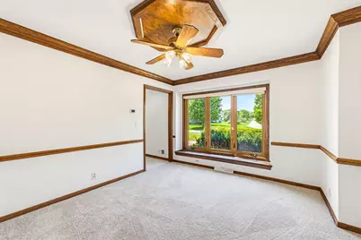 13645 W Maria Dr, New Berlin, WI 53151 - Photo 12