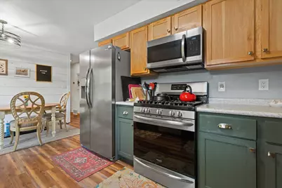 14101 W Maple Ridge Rd, New Berlin, WI 53151 - Photo 6