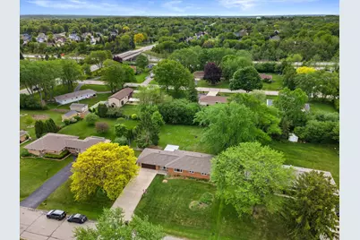 14101 W Maple Ridge Rd, New Berlin, WI 53151 - Photo 28