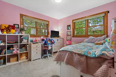 14101 W Maple Ridge Rd, New Berlin, WI 53151 - Photo 20