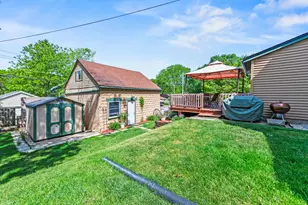 2905 S 95th St, West Allis, WI 53227 - Photo 38