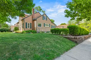 2905 S 95th St, West Allis, WI 53227 - Photo 44