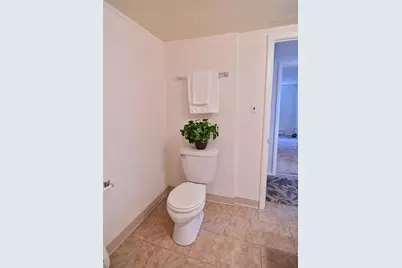 2807  Washington Rd #Lower Unit, Kenosha, WI 53140 - Photo 20