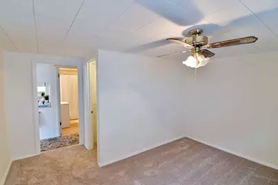 2807  Washington Rd #Lower Unit, Kenosha, WI 53140 - Photo 16