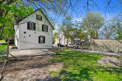132 E Washington St, West Bend, WI 53095 - Photo 40