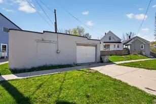 2469 S Chase Ave, Milwaukee, WI 53207 - Photo 20