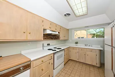 8317 W Cleveland Ave, West Allis, WI 53219 - Photo 10