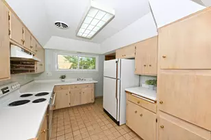 8317 W Cleveland Ave, West Allis, WI 53219 - Photo 12