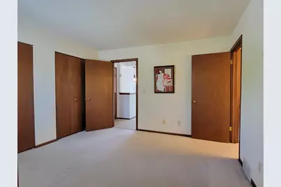 3001  Old Mill Dr, Racine, WI 53405 - Photo 16