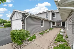 210 Potter Rd, Elkhorn, WI 53121 - Photo 4