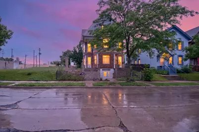 2329 N Vel R Phillips Ave #2331, Milwaukee, WI 53212 - Photo 1