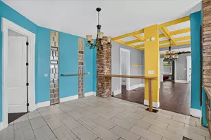 2329 N Vel R. Phillips Ave, Milwaukee, WI 53212 - Photo 14