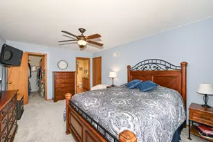 W166N10248 Calico Ln, Germantown, WI 53022 - Photo 22