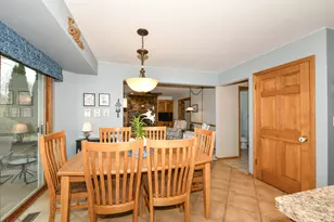 W166N10248 Calico Ln, Germantown, WI 53022 - Photo 10