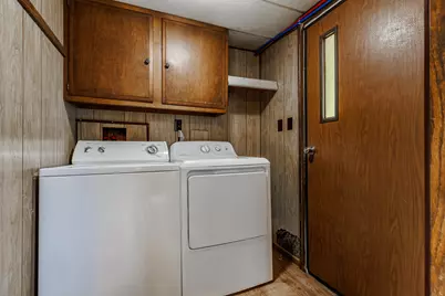 921  Depot St, Sparta, WI 54656 - Photo 8