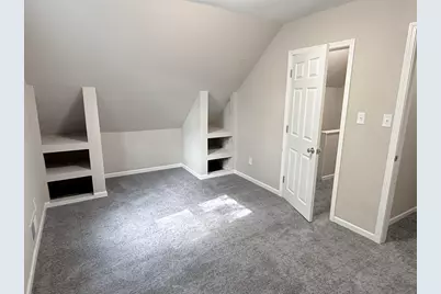 3641 N Port Washington Ave, Milwaukee, WI 53212 - Photo 12