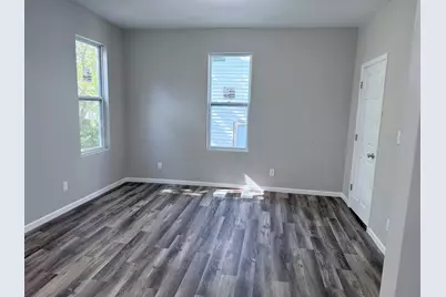 3641 N Port Washington Ave, Milwaukee, WI 53212 - Photo 4