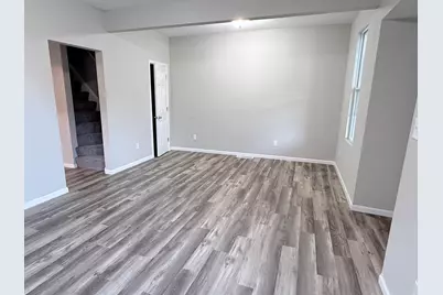 3641 N Port Washington Ave, Milwaukee, WI 53212 - Photo 10
