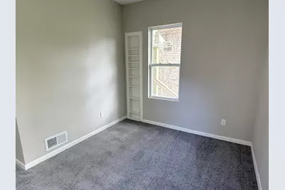3641 N Port Washington Ave, Milwaukee, WI 53212 - Photo 16