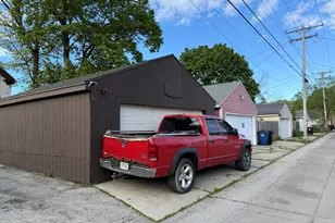 2337 Hansen Ave, Racine, WI 53405 - Photo 10