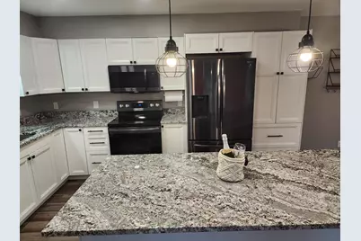 942  Mulberry St, Lake Mills, WI 53551 - Photo 16
