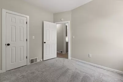 2573 N 45th St, Milwaukee, WI 53210 - Photo 12