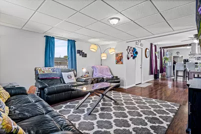 2303  13th St, La Crosse, WI 54601 - Photo 4