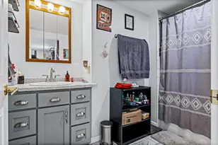 2303 13th St, La Crosse, WI 54601 - Photo 12