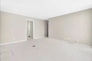 1610 N Prospect Ave, Milwaukee, WI 53202 - Photo 14