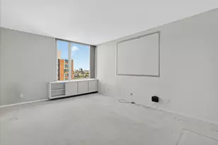1610 N Prospect Ave, Milwaukee, WI 53202 - Photo 6