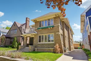 3916 N Farwell Ave, Shorewood, WI 53211 - Photo 2