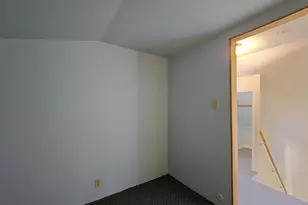 1031 S 98th St, West Allis, WI 53214 - Photo 18