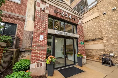 234 E Reservoir Ave #404, Milwaukee, WI 53212 - Photo 2