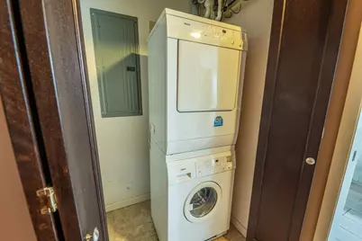 234 E Reservoir Ave #404, Milwaukee, WI 53212 - Photo 6
