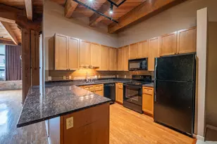 234 E Reservoir Ave, Milwaukee, WI 53212 - Photo 6