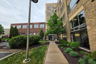 234 E Reservoir Ave, Milwaukee, WI 53212 - Photo 18