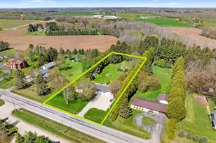 5204 S 10th St, Manitowoc, WI 54220 - Photo 44