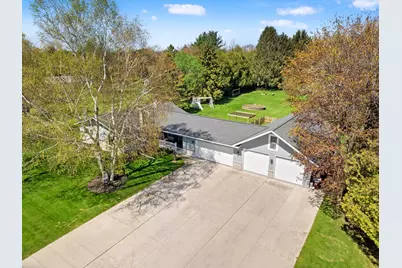 5204 S 10th St, Manitowoc, WI 54220 - Photo 34