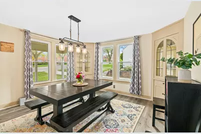 7831 W North Ave, Wauwatosa, WI 53213 - Photo 6
