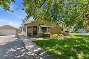 1712 S Craftsman Dr, New Berlin, WI 53146 - Photo 22