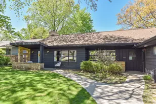 935 N 75th St, Wauwatosa, WI 53213 - Photo 2