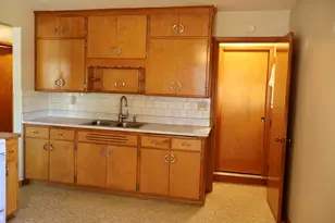 1304 Manistique Ave, South Milwaukee, WI 53172 - Photo 10