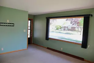 1304 Manistique Ave, South Milwaukee, WI 53172 - Photo 14