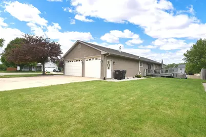 3655  Princeton Way, Sturtevant, WI 53177 - Photo 4