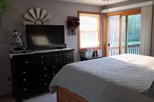 424 Van Buren Rd, Howards Grove, WI 53083 - Photo 10