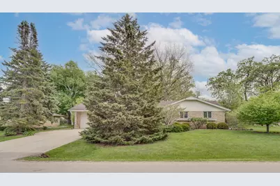 4129  86th St, Pleasant Prairie, WI 53142 - Photo 4