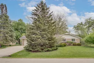 4129 86th St, Pleasant Prairie, WI 53142 - Photo 4