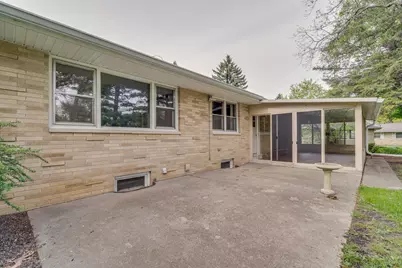 4129  86th St, Pleasant Prairie, WI 53142 - Photo 8