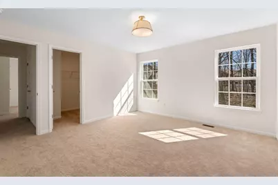 1824  Forestview Ct, Lake Geneva, WI 53147 - Photo 10