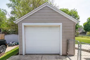 712 Caroline St, Janesville, WI 53545 - Photo 24